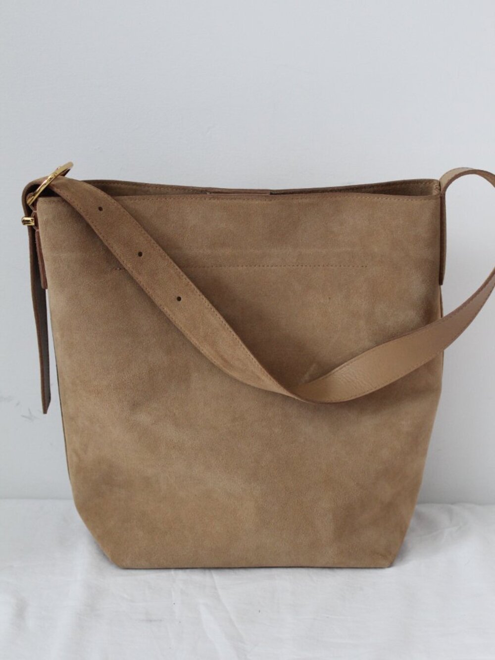 NWT Madewell Essentials Suede Leather Bucket Shoulder Bag